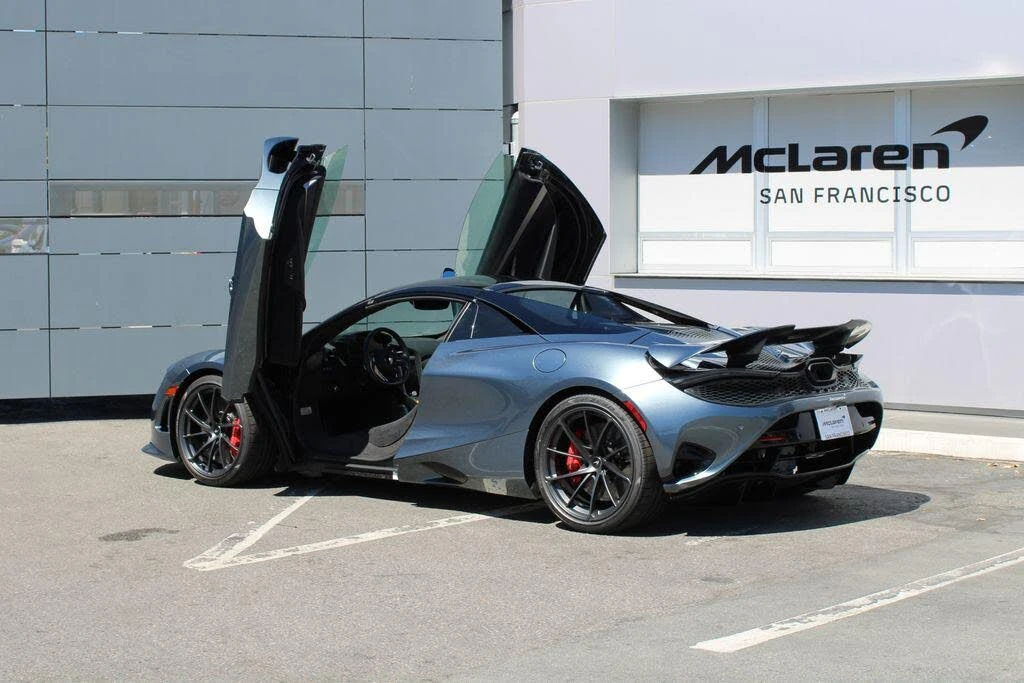 2027 McLaren 750S Spider - Image 17 of 31