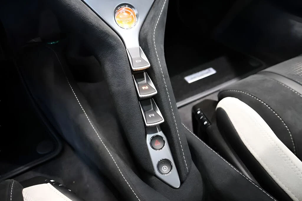 2027 McLaren 750S Spider - Image 21 of 27