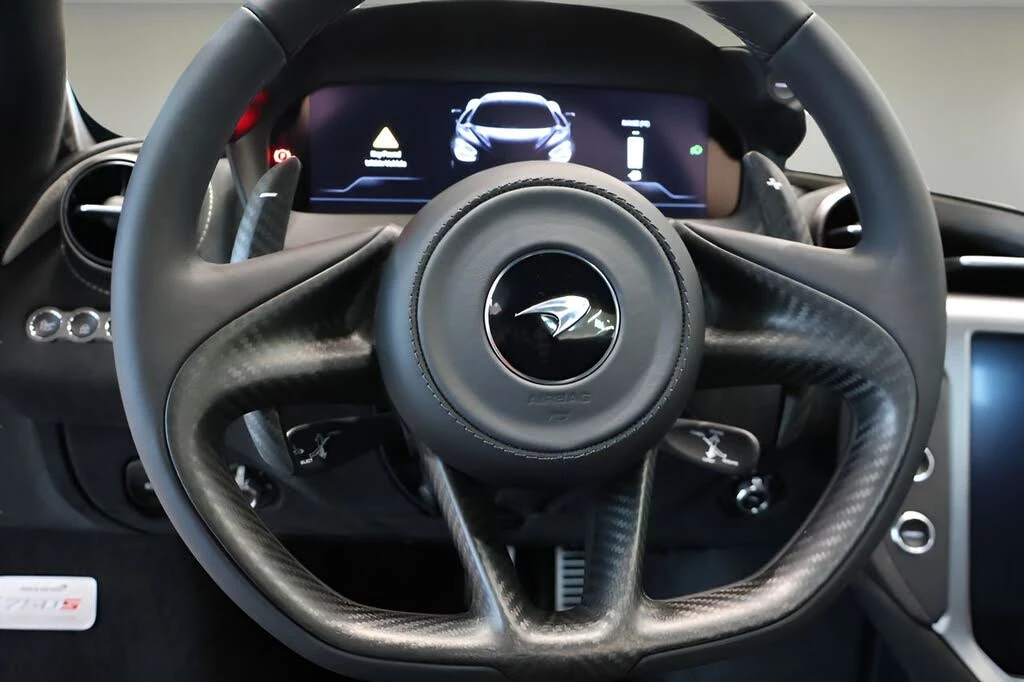 2027 McLaren 750S Spider - Image 18 of 27