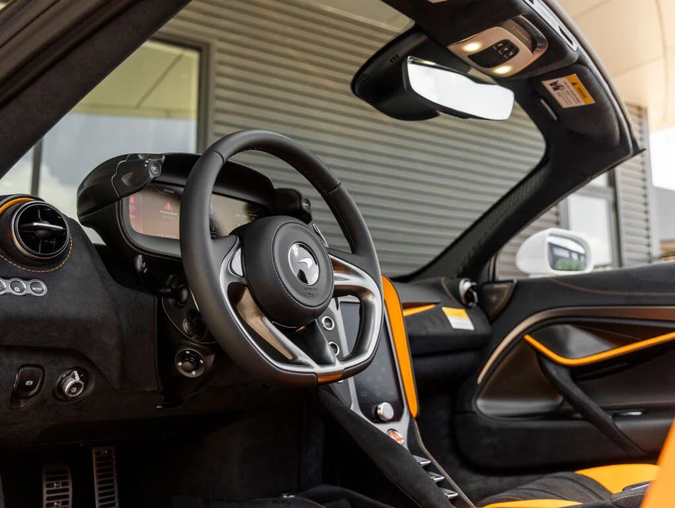 2027 McLaren 750S Spider - Image 31 of 31