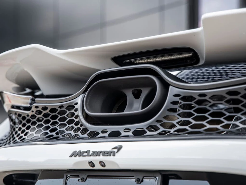2027 McLaren 750S Spider - Image 13 of 31