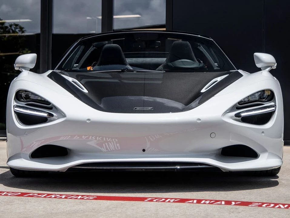 2027 McLaren 750S Spider - Image 5 of 31