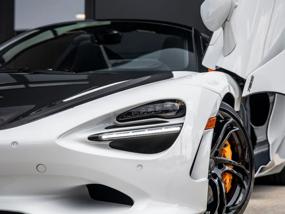 2027 McLaren 750S Spider - Image 22 of 31