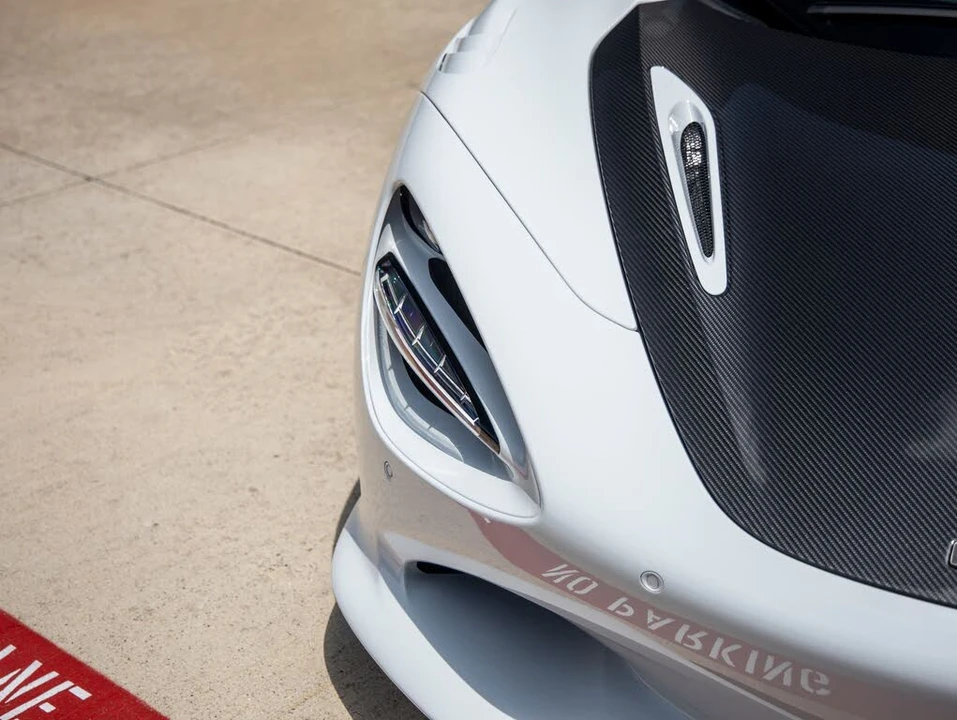 2027 McLaren 750S Spider - Image 25 of 31