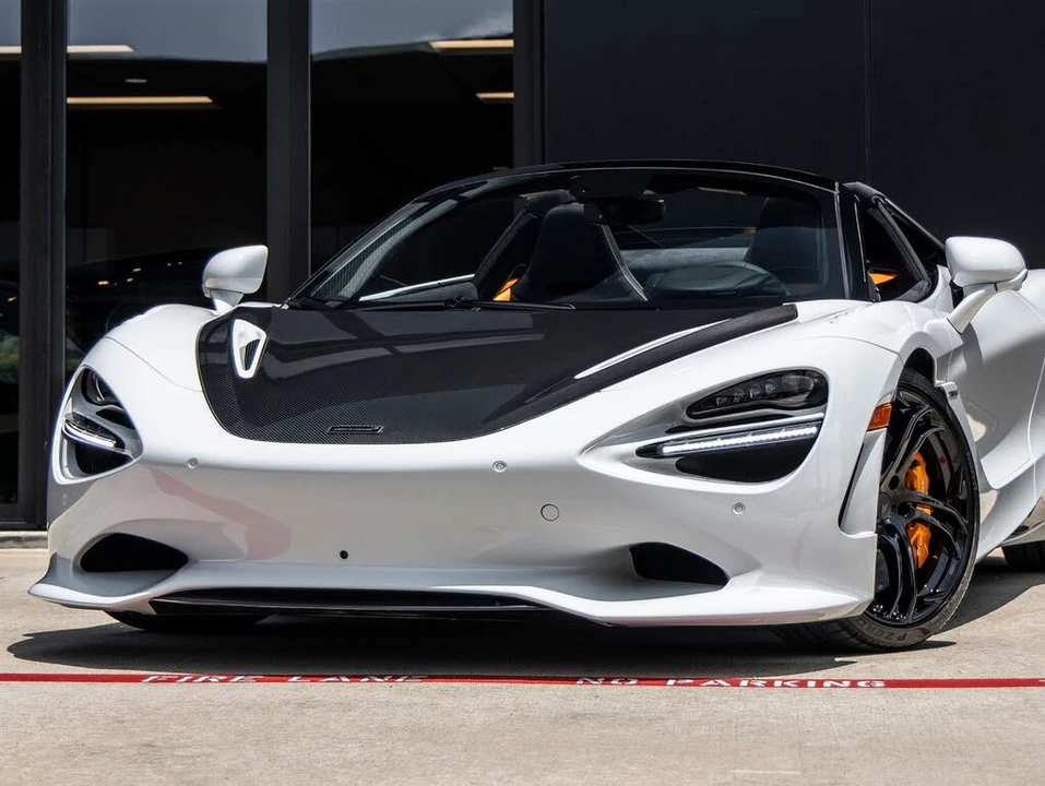 2027 McLaren 750S Spider - Image 4 of 31