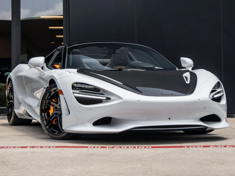 2027 McLaren 750S Spider - Image 3 of 31
