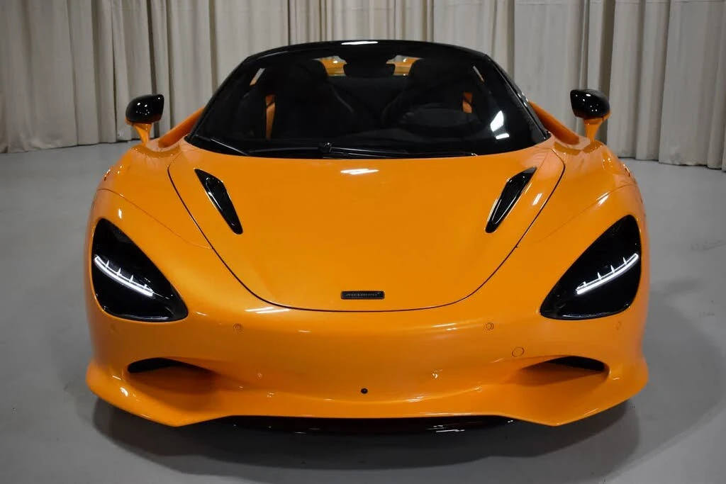 2027 McLaren 750S Spider - Image 2 of 25