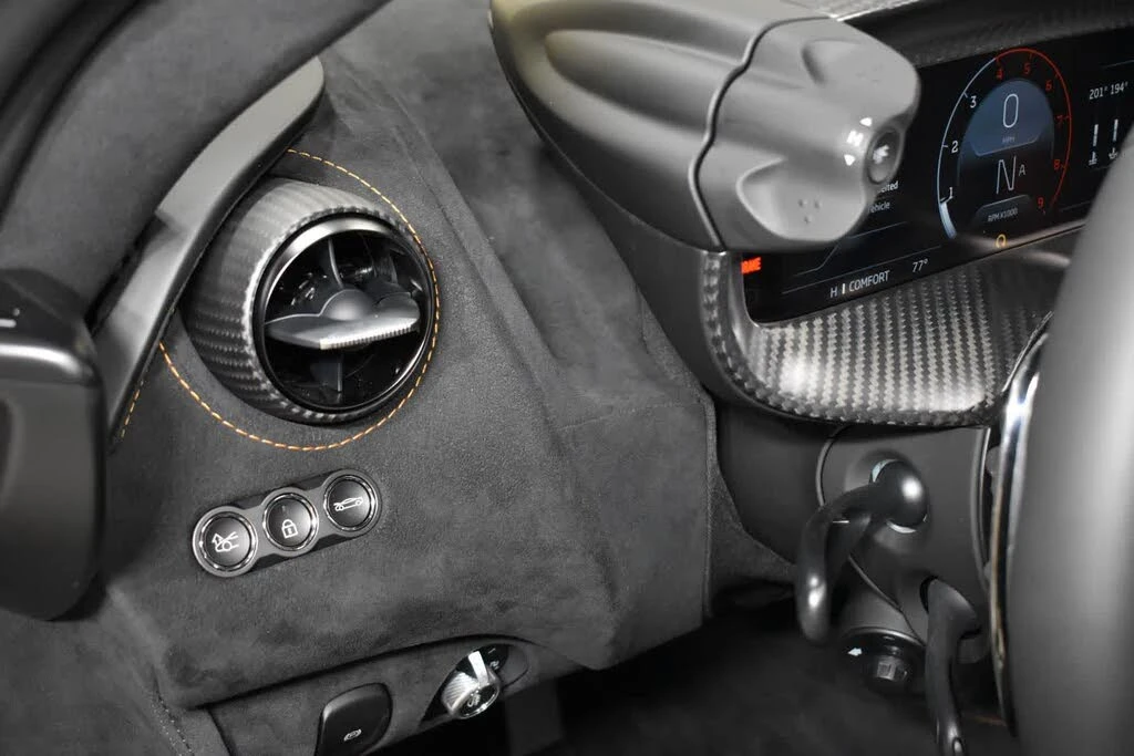 2027 McLaren 750S Spider - Image 18 of 25