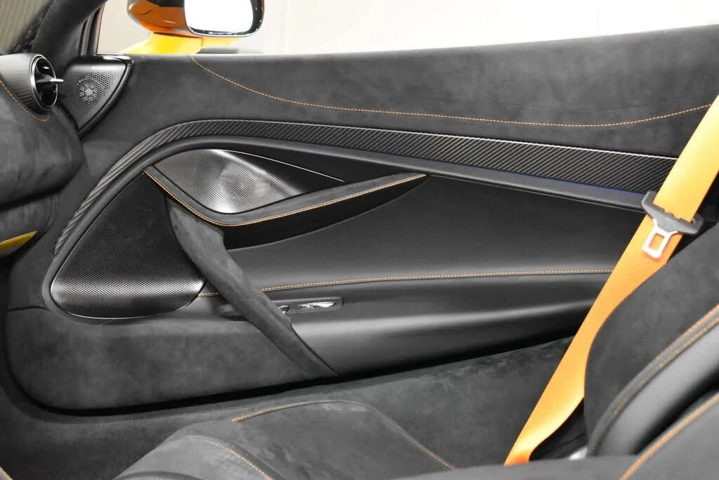 2027 McLaren 750S Spider - Image 22 of 25