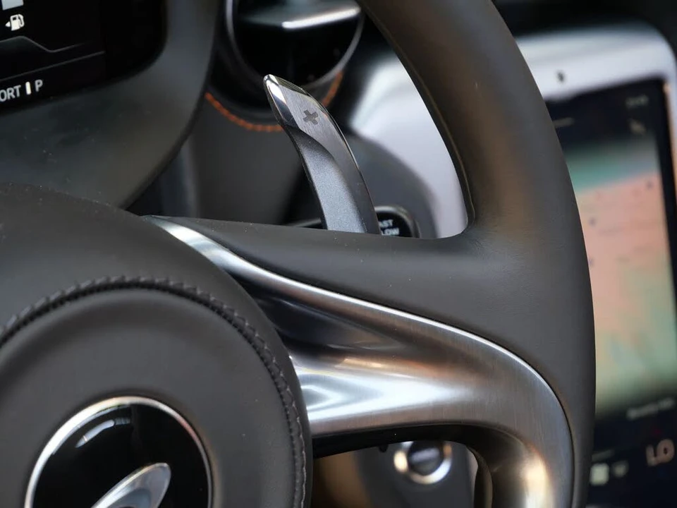 2027 McLaren 750S Spider - Image 11 of 29