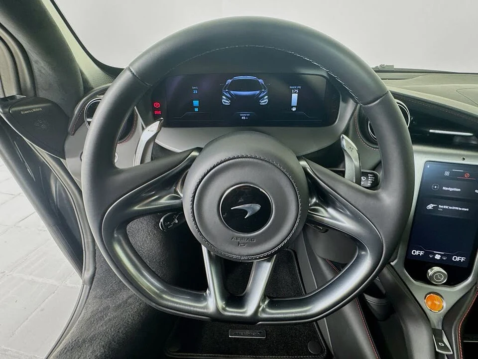 2027 McLaren 750S Spider - Image 11 of 25