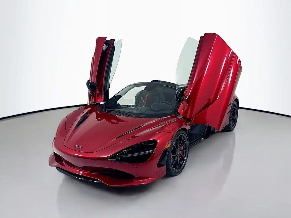 2027 McLaren 750S Spider - Image 3 of 25