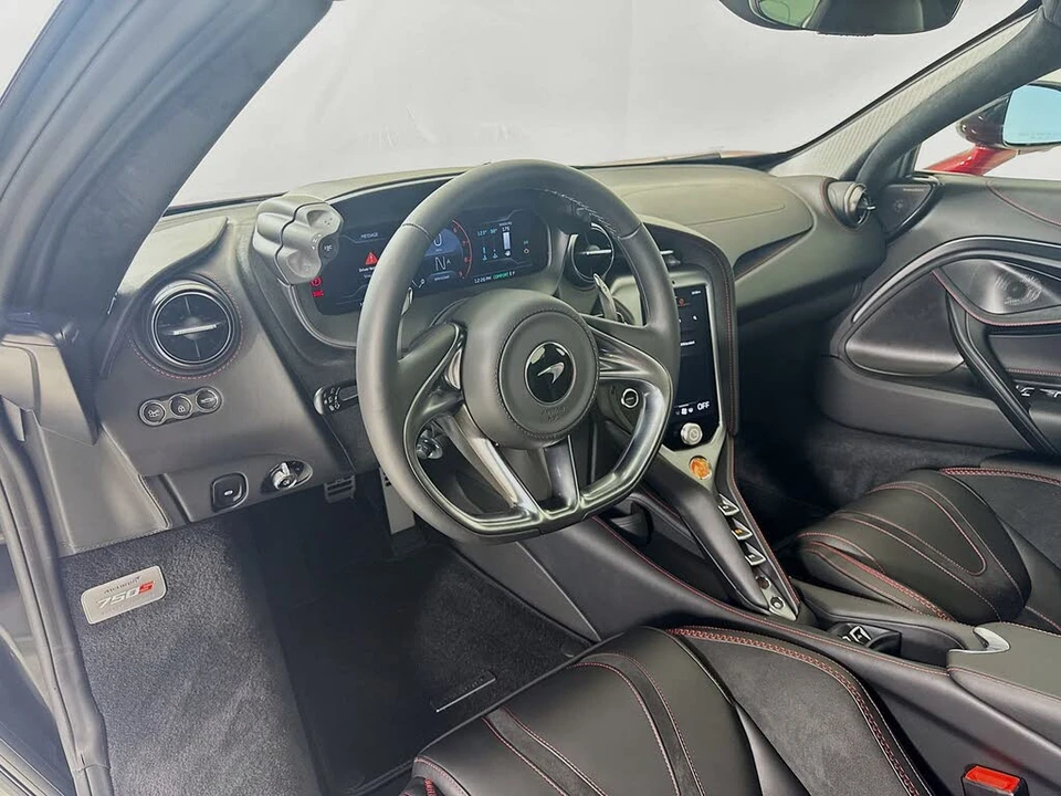 2027 McLaren 750S Spider - Image 10 of 25