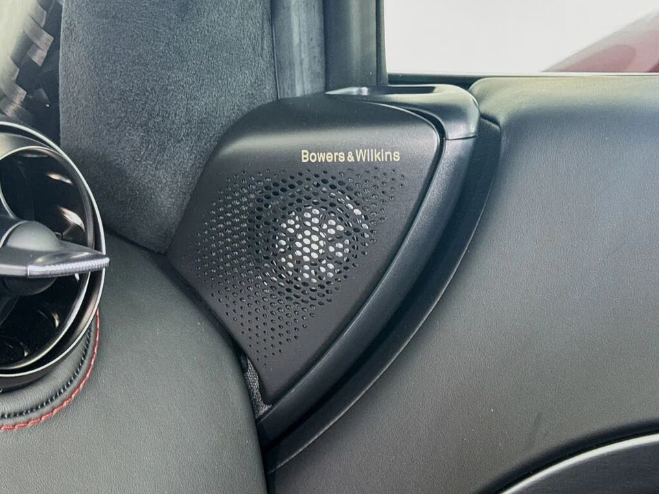 2027 McLaren 750S Spider - Image 17 of 25