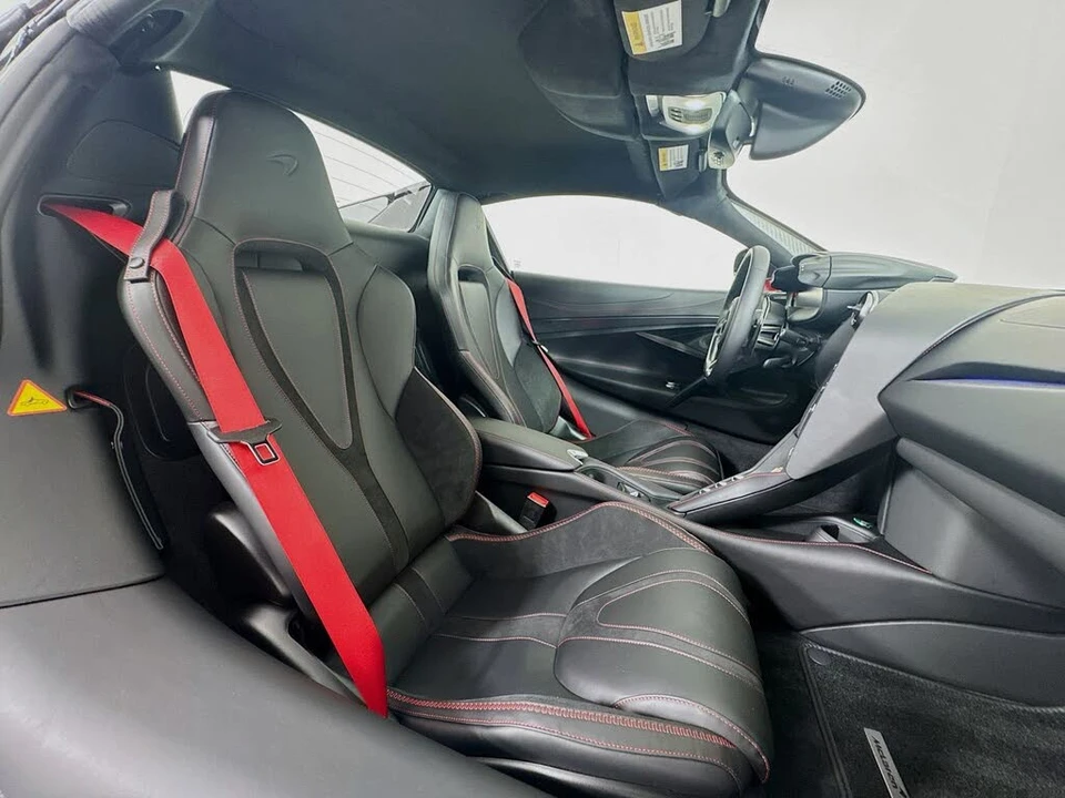 2027 McLaren 750S Spider - Image 22 of 25