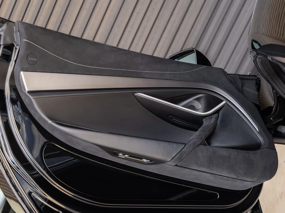 2027 McLaren 750S Spider - Image 28 of 31