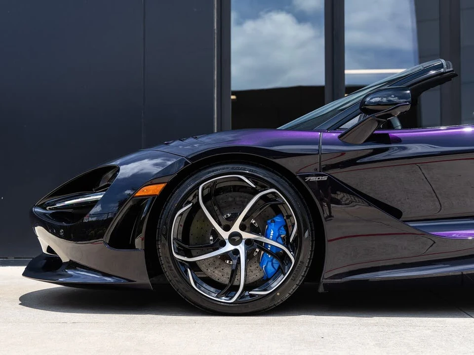 2027 McLaren 750S Spider - Image 14 of 31