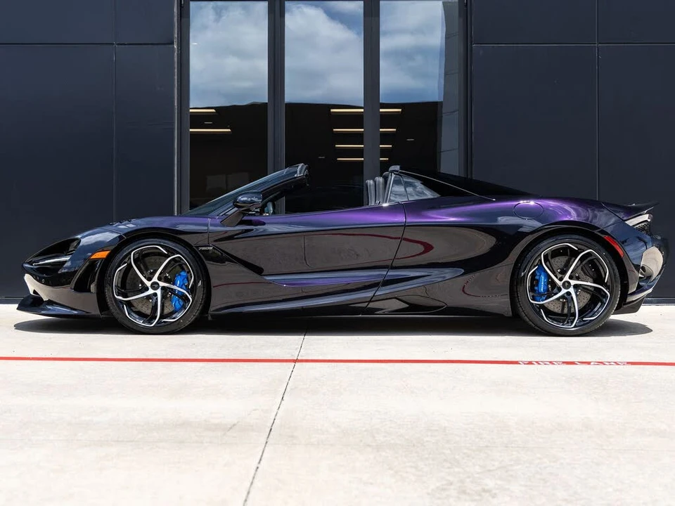 2027 McLaren 750S Spider - Image 12 of 31