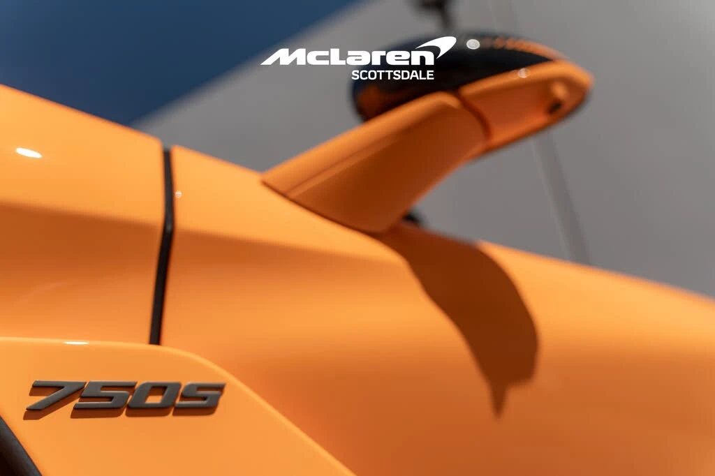 2027 McLaren 750S Spider - Image 23 of 31