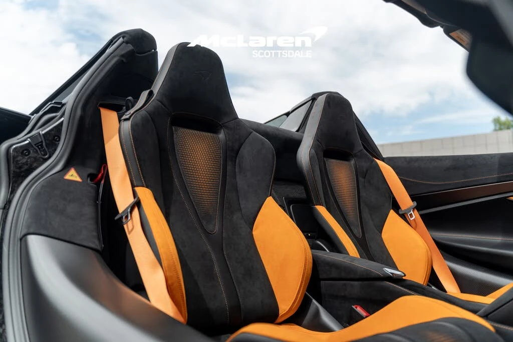 2027 McLaren 750S Spider - Image 12 of 31