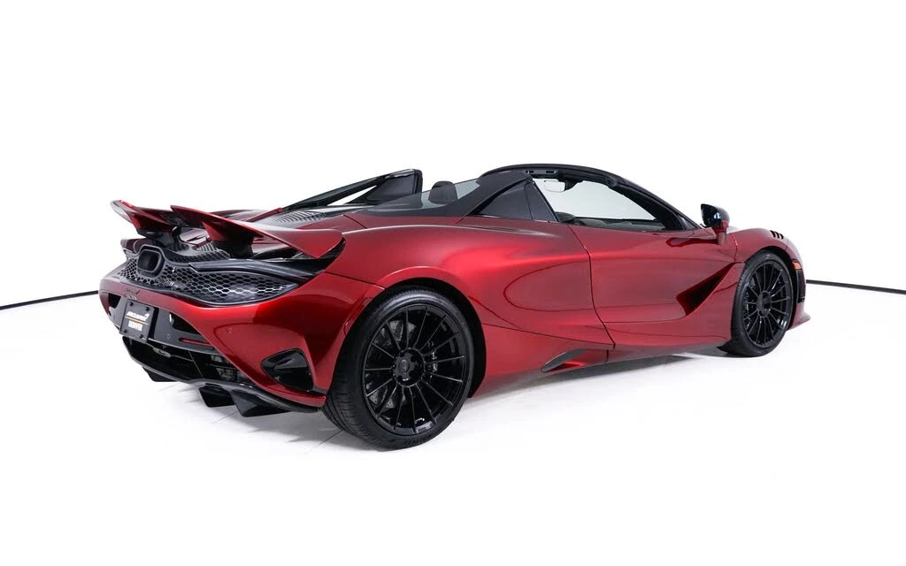 2027 McLaren 750S Spider - Image 8 of 26