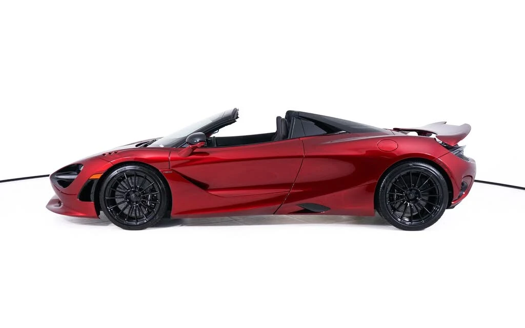 2027 McLaren 750S Spider - Image 2 of 26