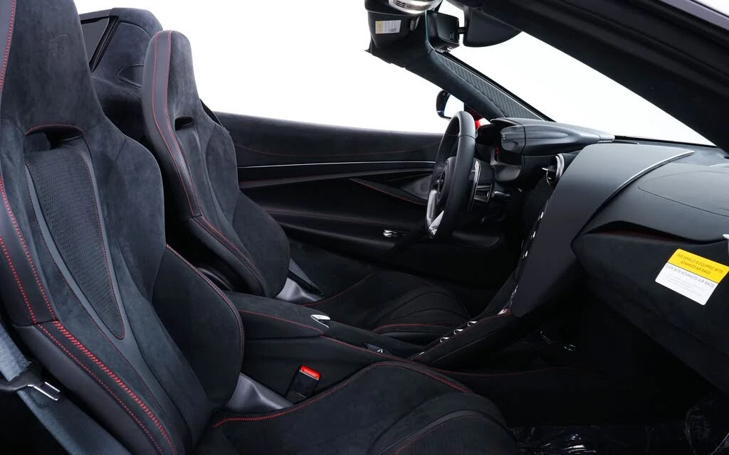 2027 McLaren 750S Spider - Image 25 of 26