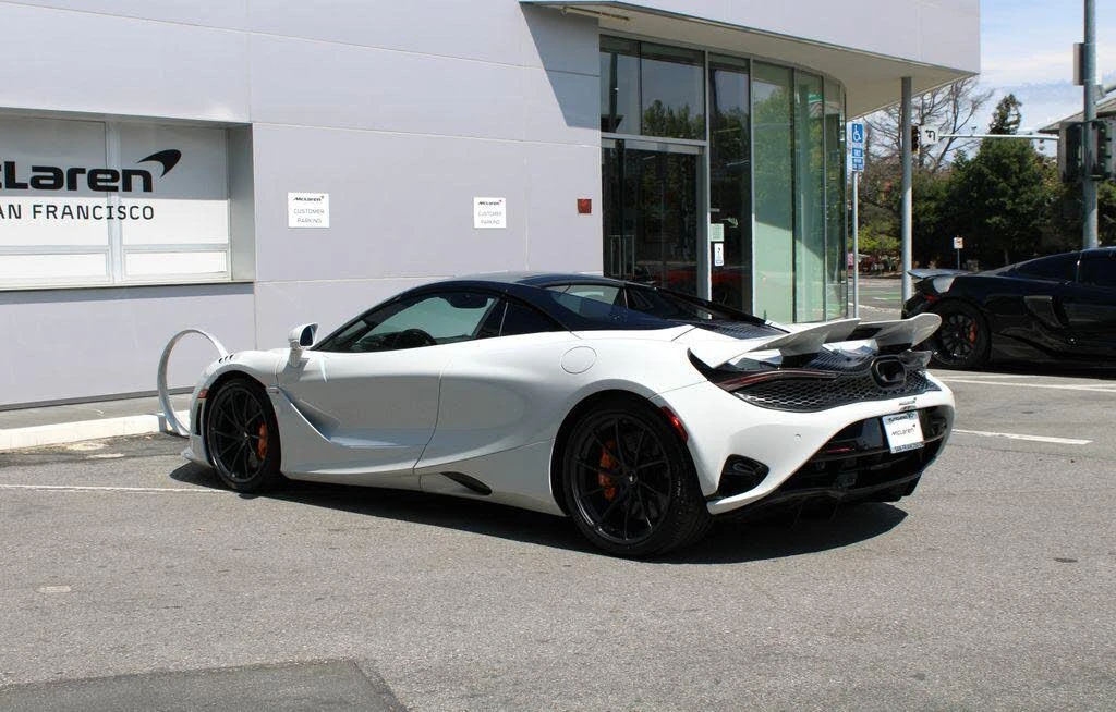 2027 McLaren 750S Spider - Image 24 of 31