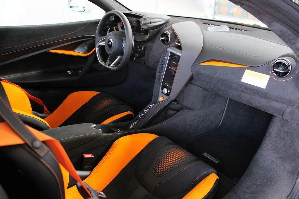 2027 McLaren 750S Spider - Image 4 of 31