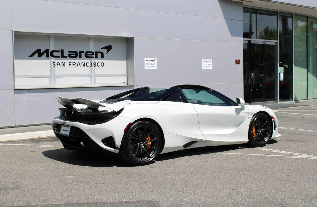 2027 McLaren 750S Spider - Image 17 of 31