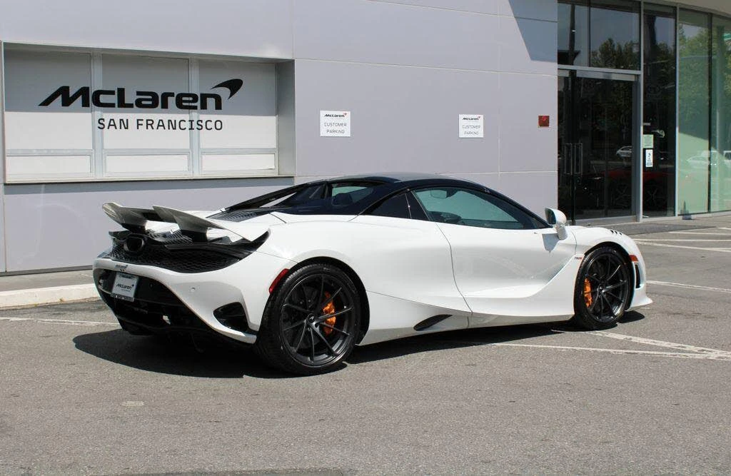 2027 McLaren 750S Spider - Image 21 of 31