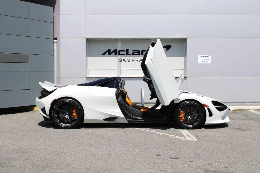 2027 McLaren 750S Spider - Image 5 of 31