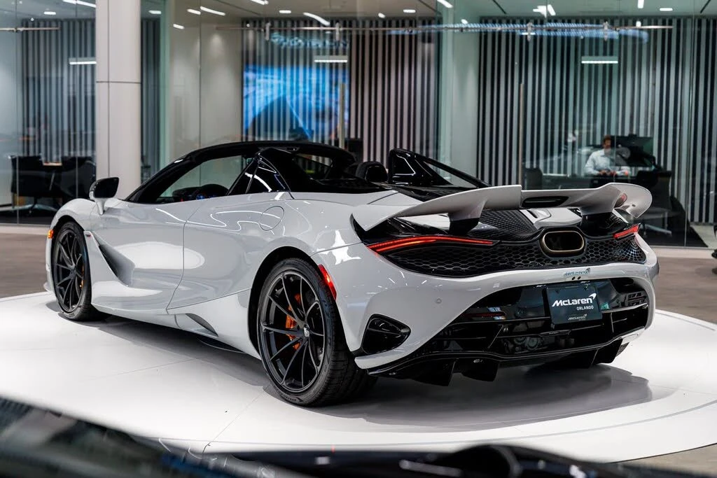2027 McLaren 750S Spider - Image 26 of 31
