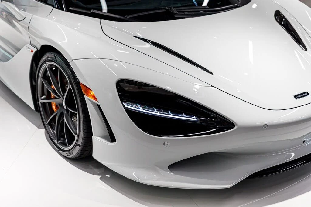 2027 McLaren 750S Spider - Image 9 of 31