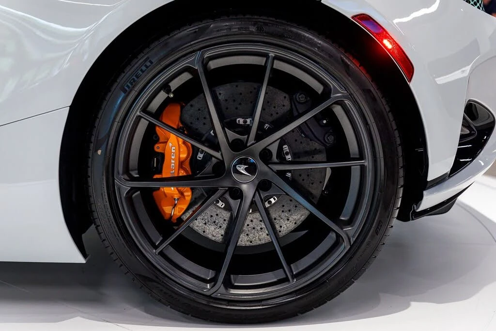 2027 McLaren 750S Spider - Image 20 of 31