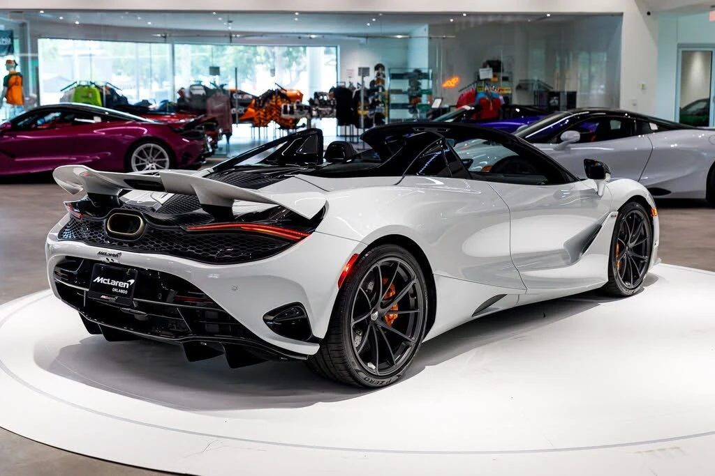 2027 McLaren 750S Spider - Image 7 of 31