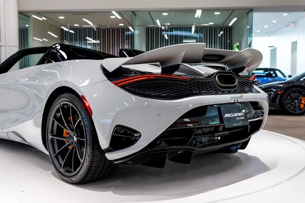 2027 McLaren 750S Spider - Image 22 of 31