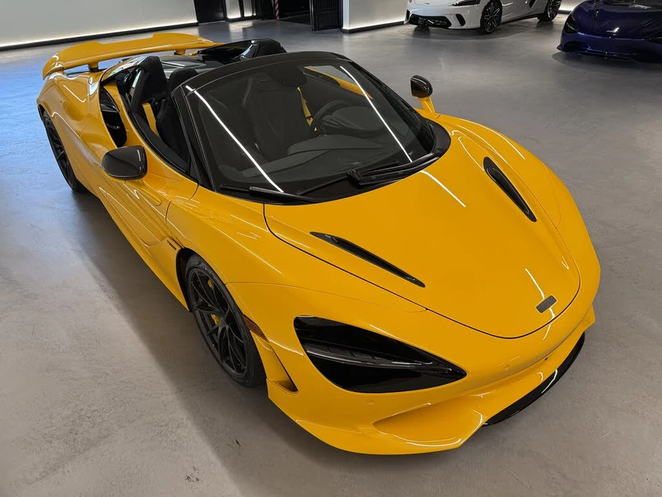 2027 McLaren 750S Spider - Image 10 of 25