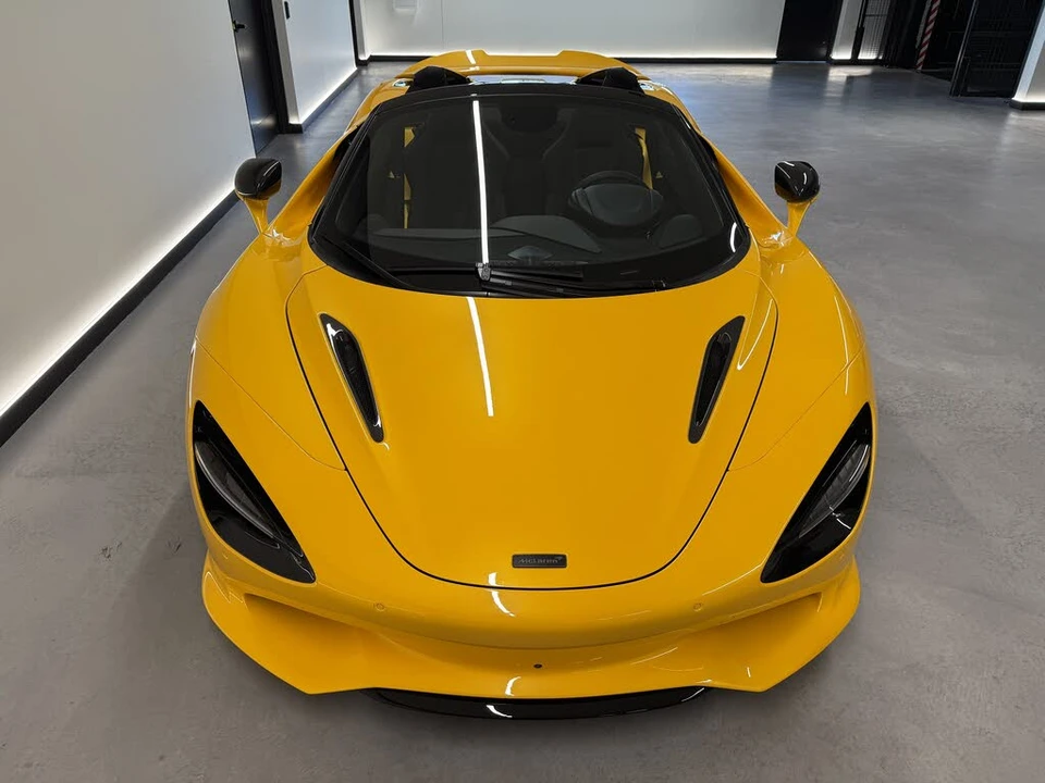 2027 McLaren 750S Spider - Image 12 of 25