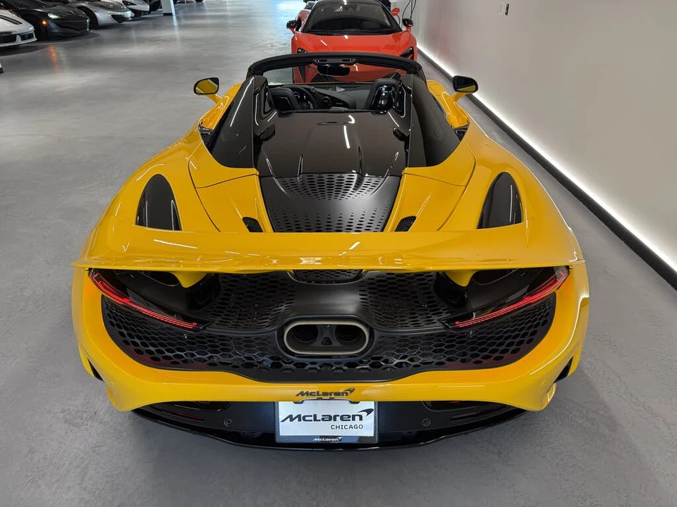 2027 McLaren 750S Spider - Image 7 of 25