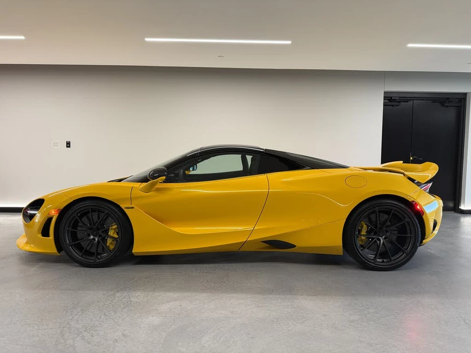 2027 McLaren 750S Spider - Image 3 of 25
