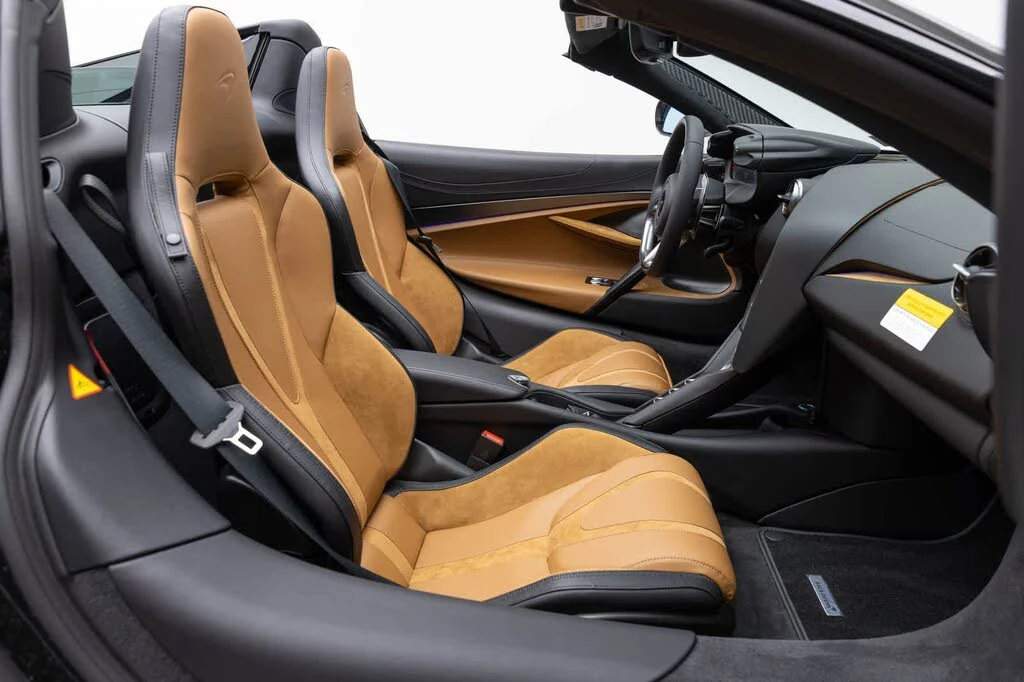 2027 McLaren 750S Spider - Image 17 of 31