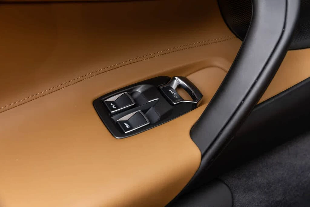 2027 McLaren 750S Spider - Image 31 of 31