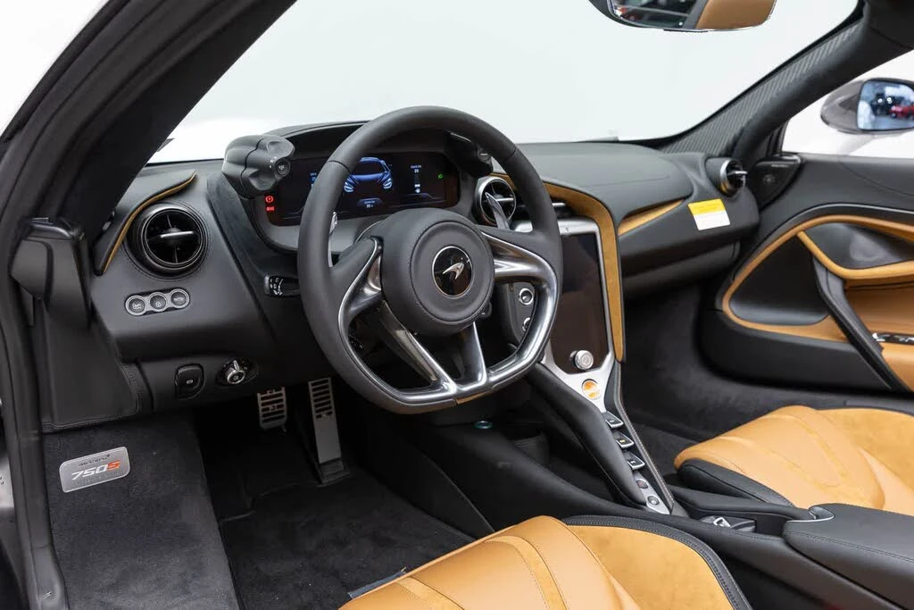 2027 McLaren 750S Spider - Image 2 of 31