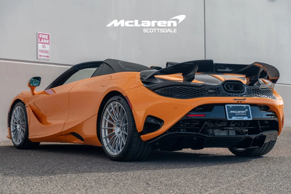 2027 McLaren 750S Spider - Image 5 of 31