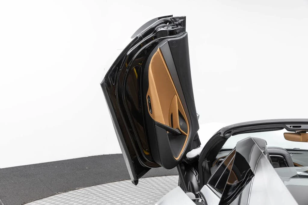 2027 McLaren 750S Spider - Image 20 of 31
