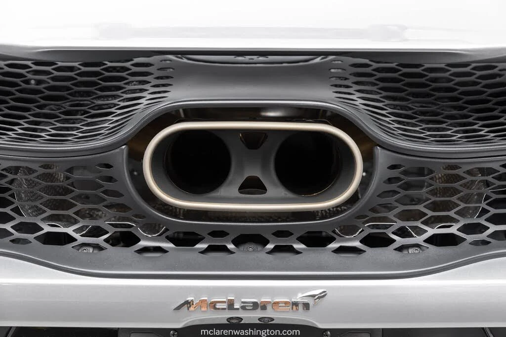 2027 McLaren 750S Spider - Image 15 of 31