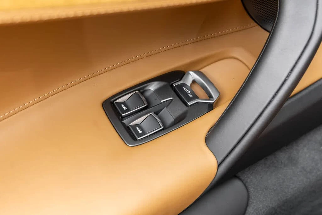 2027 McLaren 750S Spider - Image 30 of 31