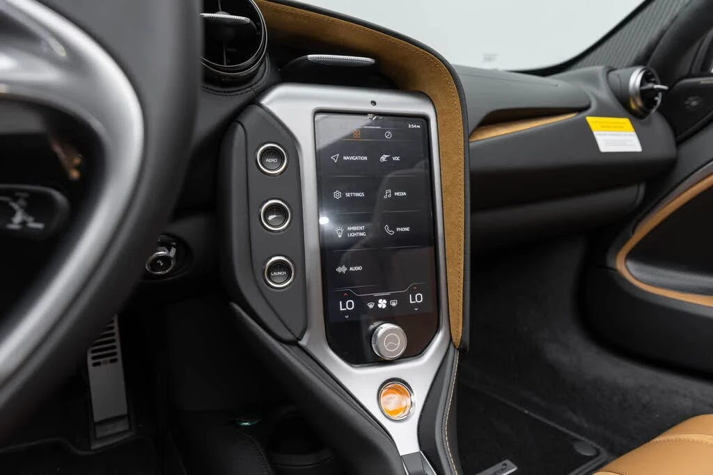 2027 McLaren 750S Spider - Image 13 of 31