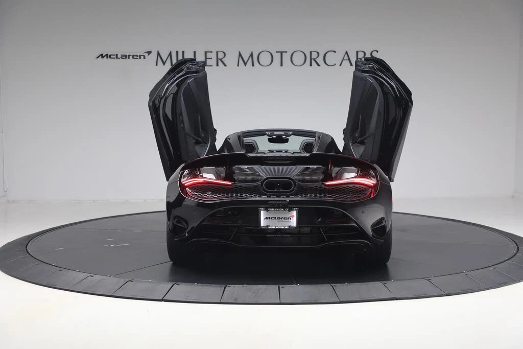 2027 McLaren 750S Spider - Image 17 of 31